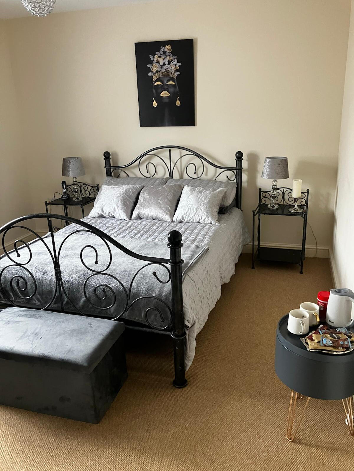 Y Glyn House - Master Bedroom